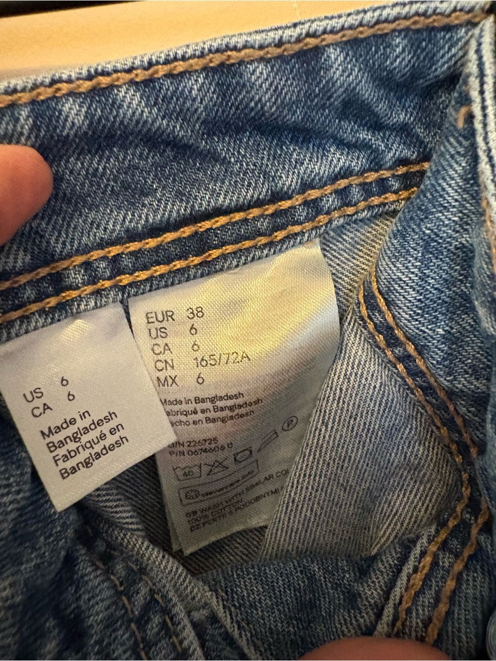 H&M Blue Button-Front A-Line Denim Skirt - Picture 6 of 7